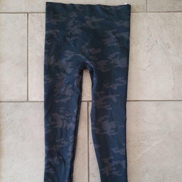 SPANX Leggings size XS/TP - Picture 1 of 6